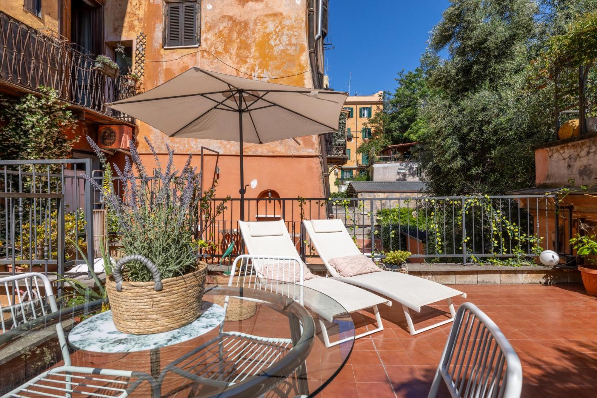 Domus Fori Imperiali Apartment Rome Luaran gambar